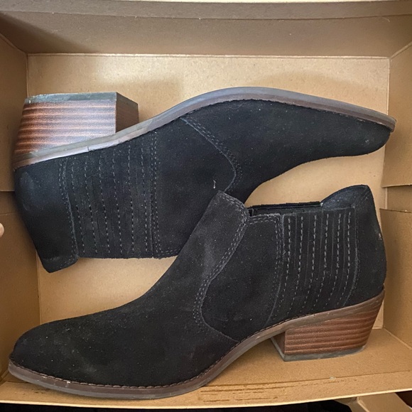Lucky Brand Shoes - LUCKY BRAND Folley Black Suede Ankle Boots Bootie Size 9 1/2